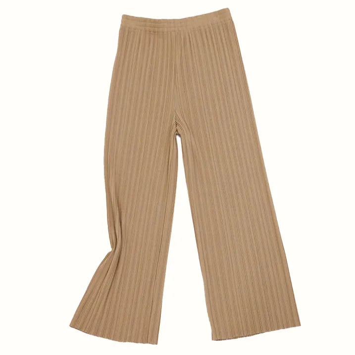 Lightly brushed pleated pants