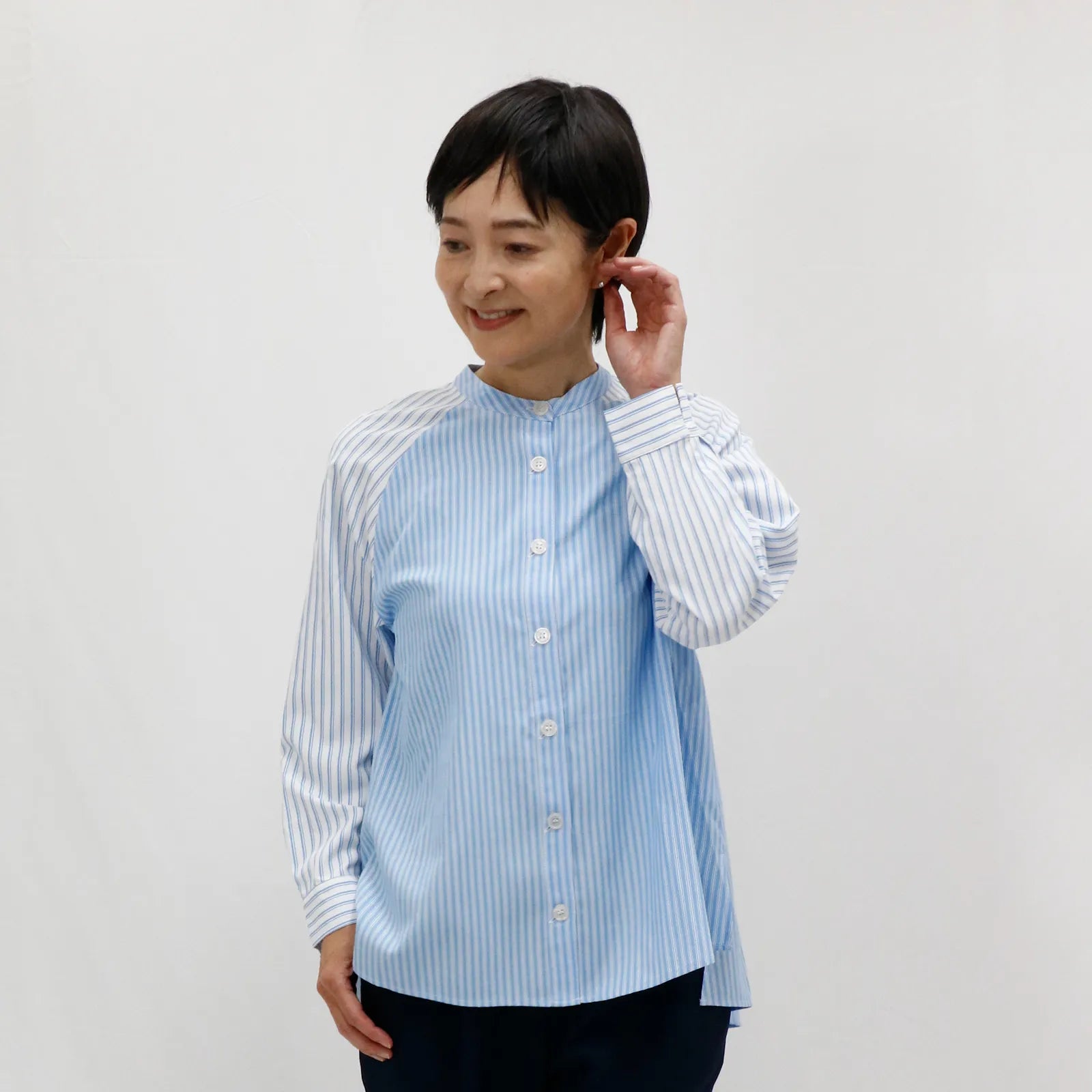 【リズム感のあるストライプが印象的】ブロッキングストライプシャツ