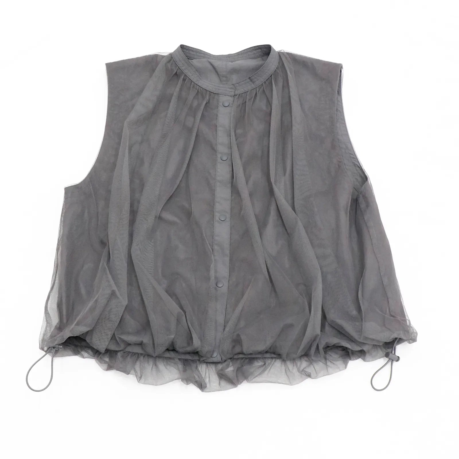 【リバーシブルで2つの表情を楽しめる】チュールリバーシブルベスト