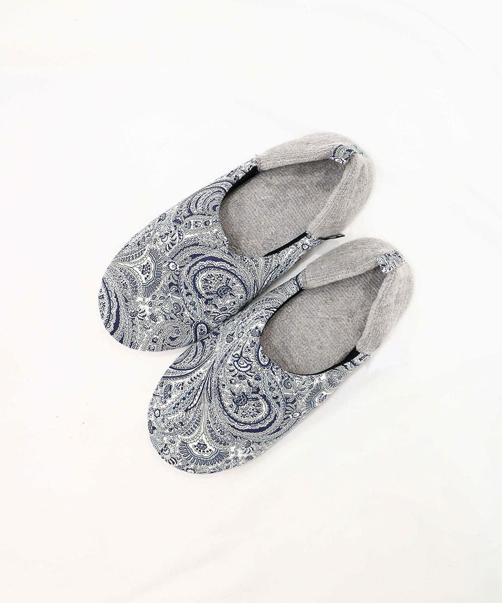 Liberty print slippers, size L