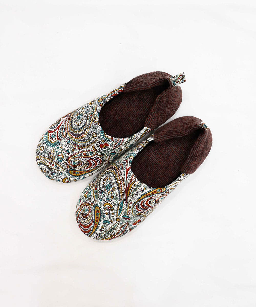 Liberty print slippers, size L